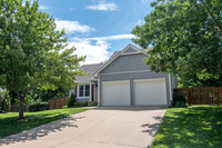 1529 W Park